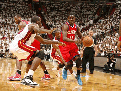 雨燕nba直播在线播放_雨燕nba直播在线播放在线免费_雨燕nba直播在线播放无插件高清[雨燕直播]